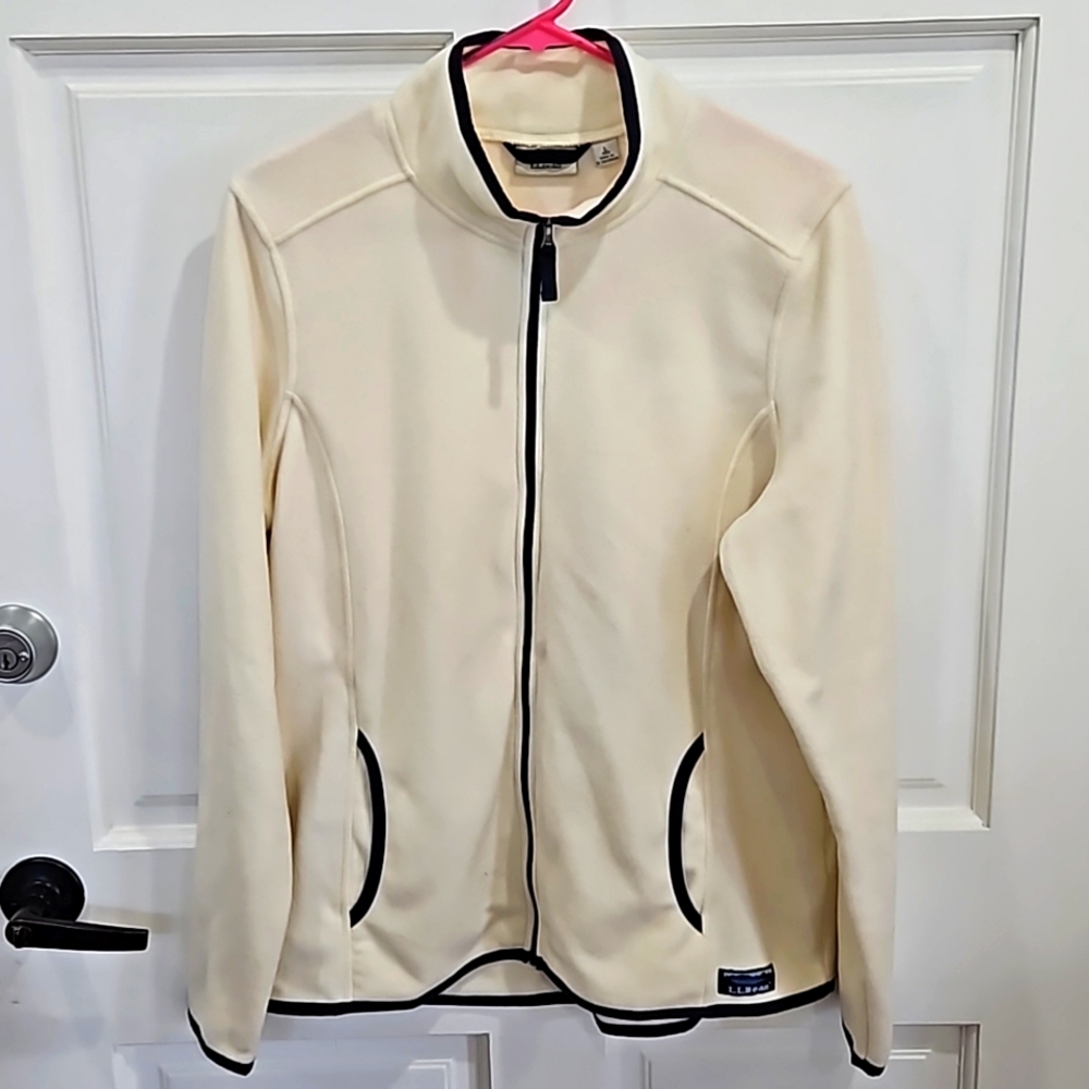 Ladies L.L. Bean Cream zip up light weight fleece jacket